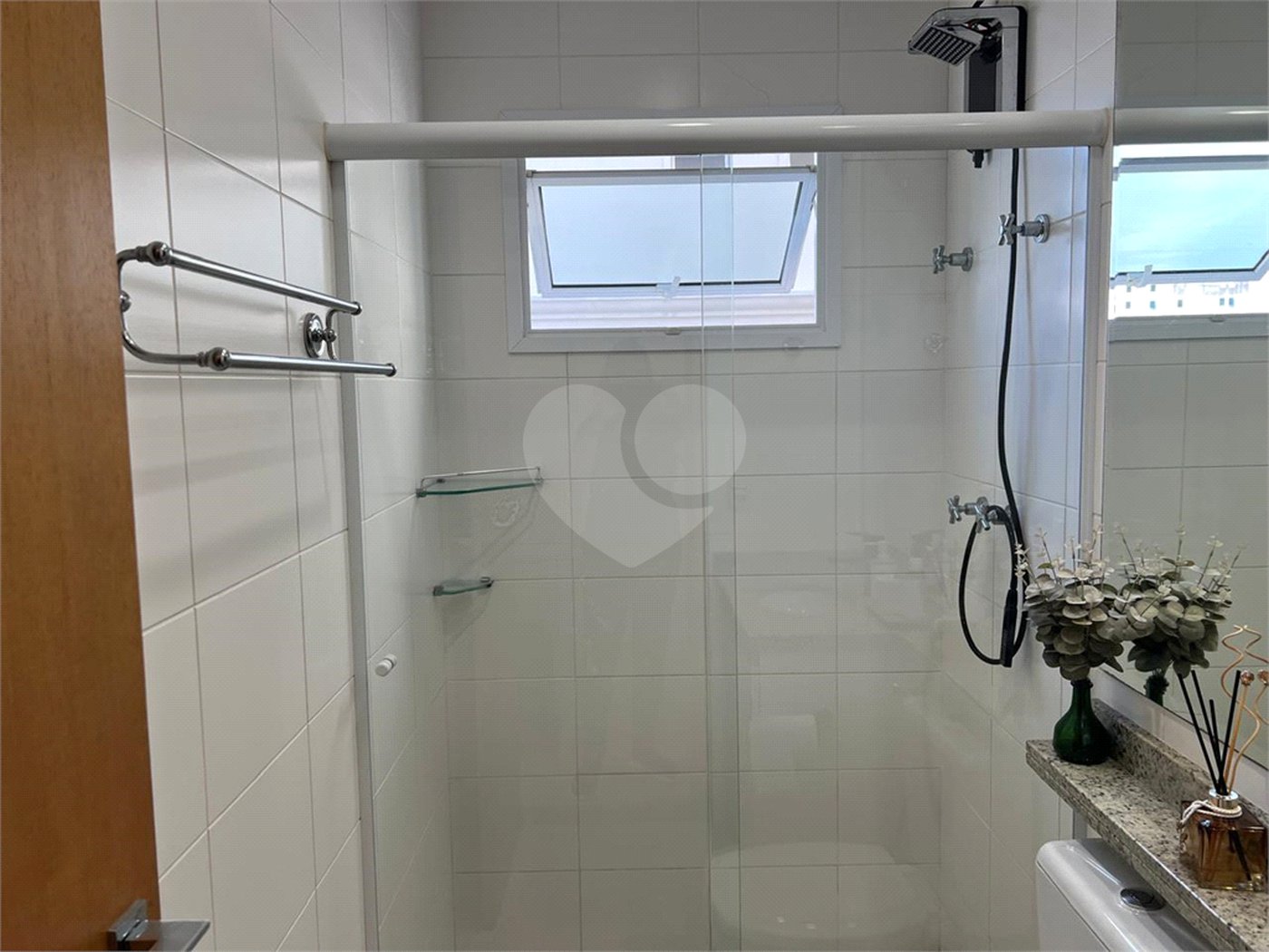 Apartamento à venda com 2 quartos, sendo 1 suíte, em Baeta Neves, São Bernardo do Campo, SP