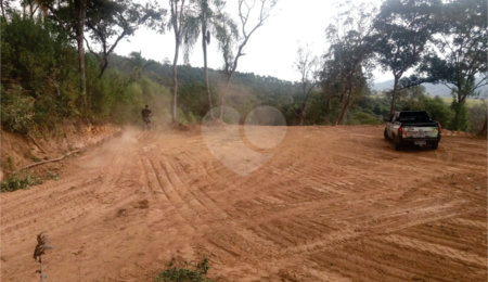 Terreno à venda em Mato Dentro, Mairiporã, SP