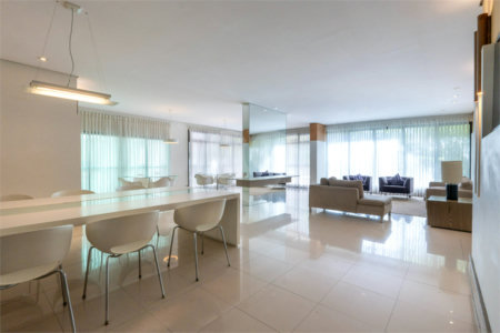 Apartamento à venda com 3 suítes em Vila Suzana, São Paulo, SP