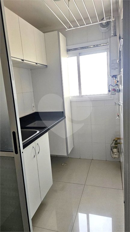 Apartamento à venda com 3 quartos, sendo 1 suíte, em Vila Paulo Silas, São Paulo, SP