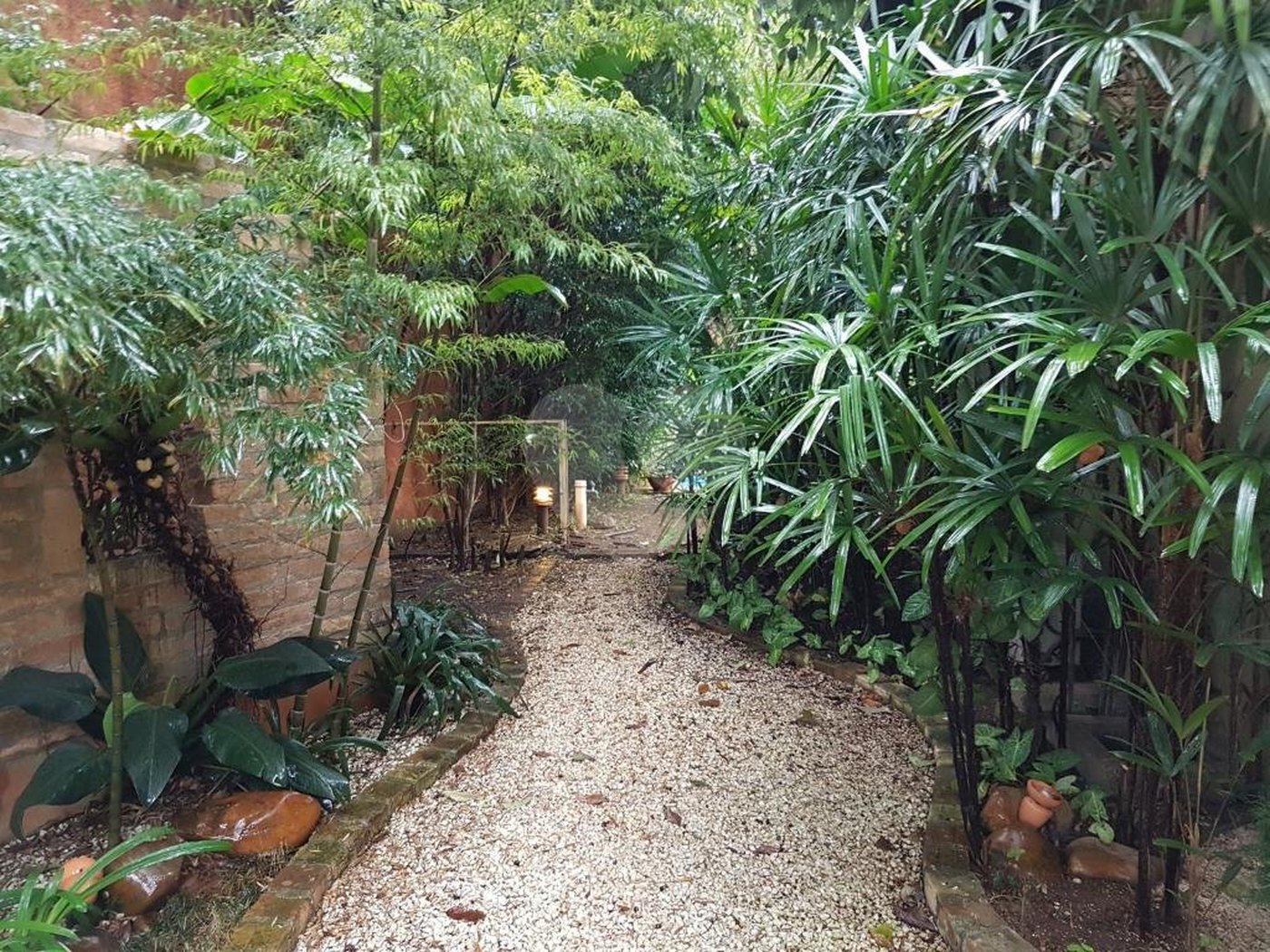 Casa à venda com 4 suítes no condomínio Jardim das Azaléias, São Paulo - SP