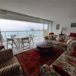 Apartamento Residencial à venda, Pitangueiras, Guarujá - AP0163.