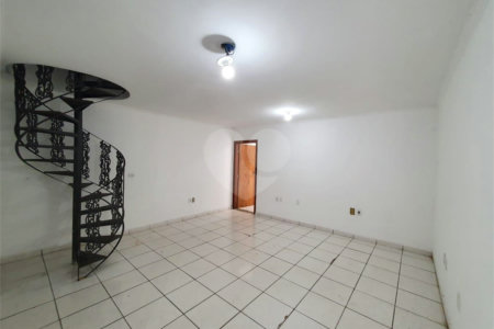 Casa à venda com 3 quartos, sendo 2 suítes, em Vila Independência, Sorocaba, SP
