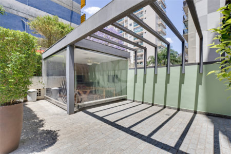 Apartamento à venda com 3 quartos, sendo 2 suítes, em Santo Amaro, São Paulo, SP