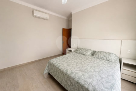 Casa à venda com 3 quartos, sendo 1 suíte, no condomínio Vila Rica, Indaiatuba - SP