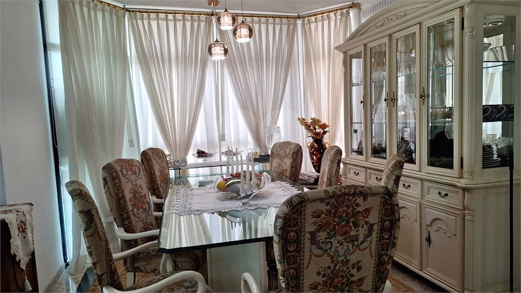 Apartamento à venda com 3 suítes em Pacaembu, São Paulo, SP