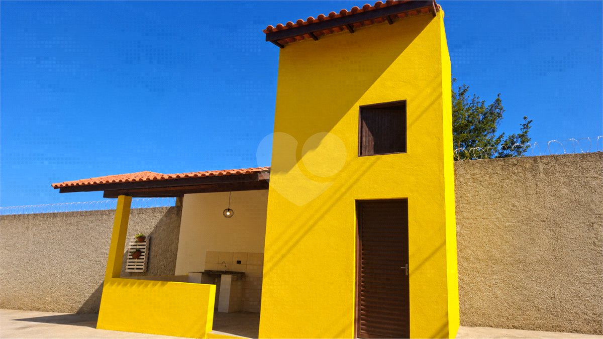 Chácara à venda com 3 suítes em Vila Xisto, São Miguel Arcanjo, SP