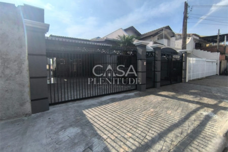 Casa Térrea à venda com 3 quartos, sendo 1 suíte,  em Jardim Rosália Alcolea, Sorocaba, SP