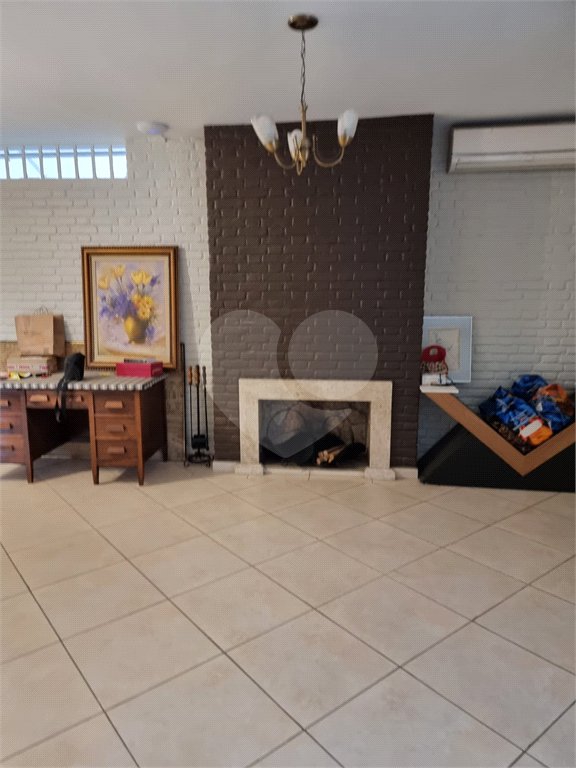 Sobrado à venda com 4 quartos, sendo 1 suíte, em Brooklin, São Paulo, SP