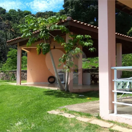 Casa à venda com 4 suítes no condomínio Parque dos Resedas, Itupeva - SP