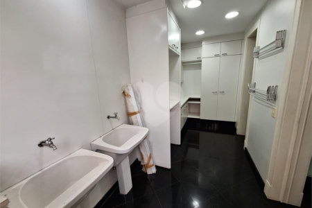 Casa à venda com 4 suítes no condomínio Villagio DI Sopra, São Paulo - SP
