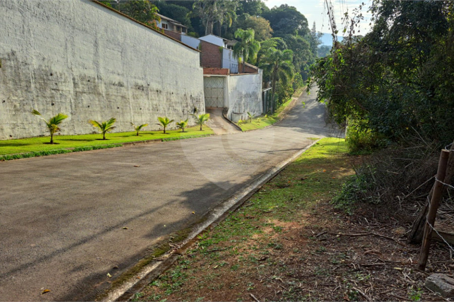 Terreno à venda no condomínio Alpes da Cantareira, Mairiporã - SP