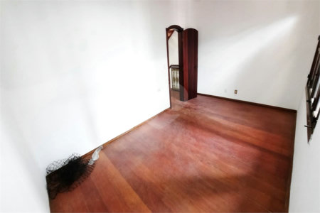 Casa à venda com 4 quartos, sendo 1 suíte, em Maracanã, Rio de Janeiro, RJ