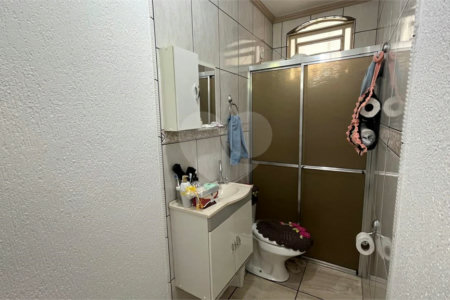 Casa à venda com 2 quartos, sendo 1 suíte, no Centro, Sarapuí, SP