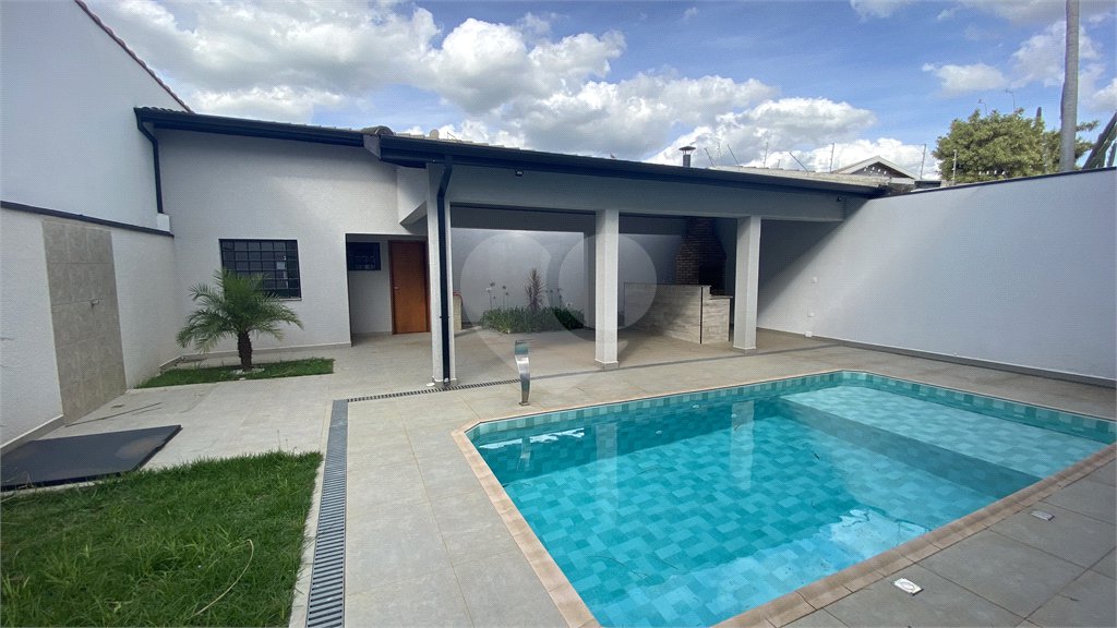 Sobrado à venda com 4 quartos, sendo 1 suíte, em Vila Alpes Suíços, Indaiatuba, SP