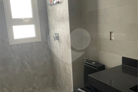 Apartamento à venda com 3 suítes em Moema, São Paulo, SP