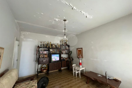 Casa à venda com 4 quartos, sendo 1 suíte,  em Vila Rosa, Itapetininga, SP