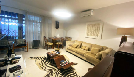 Sobrado à venda com 3 quartos, sendo 1 suíte,  em Campo Belo, São Paulo, SP