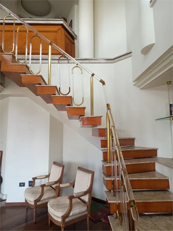 Apartamento à venda com 3 suítes em Vila Suzana, São Paulo, SP
