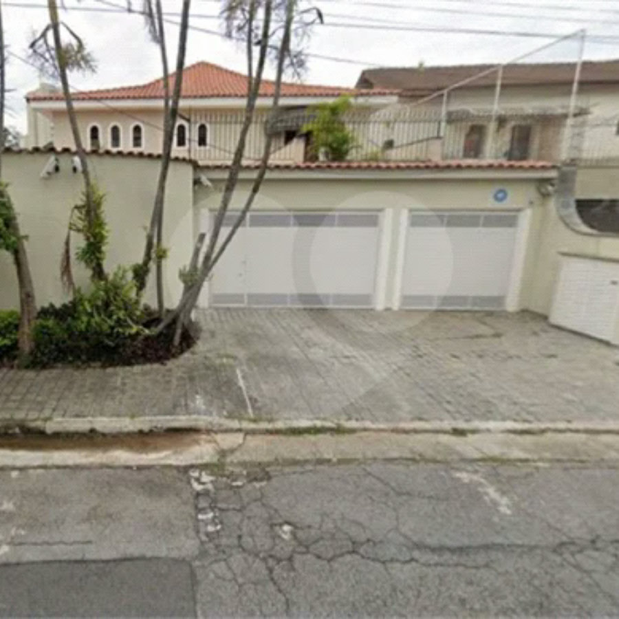 Casa à venda com 4 quartos, sendo 2 suítes, em MORUMBI, São Paulo, SP