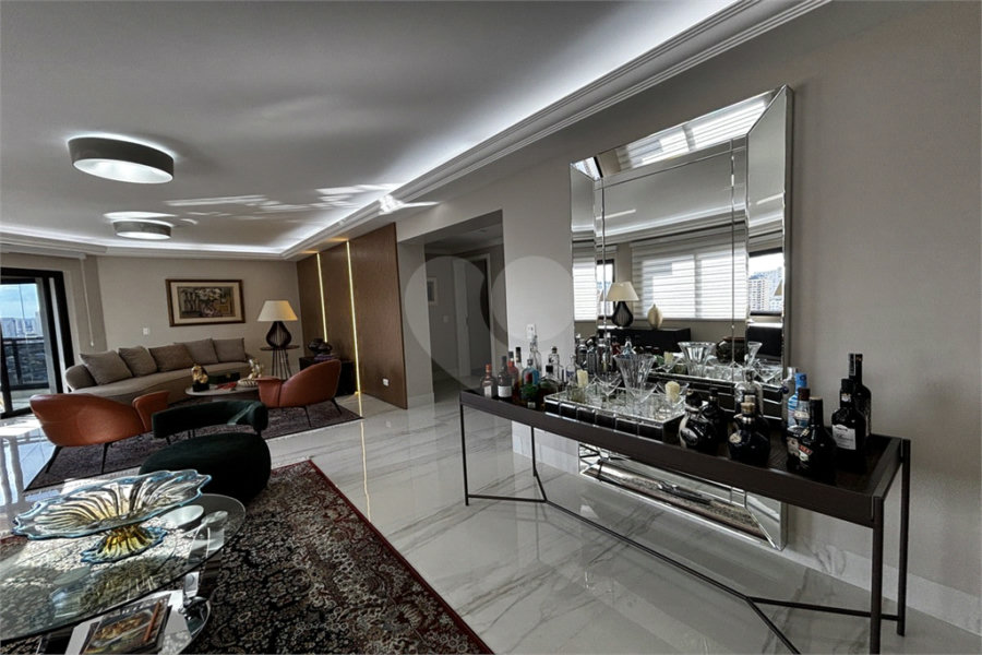 Apartamento à venda com 4 suítes em Santana, São Paulo, SP