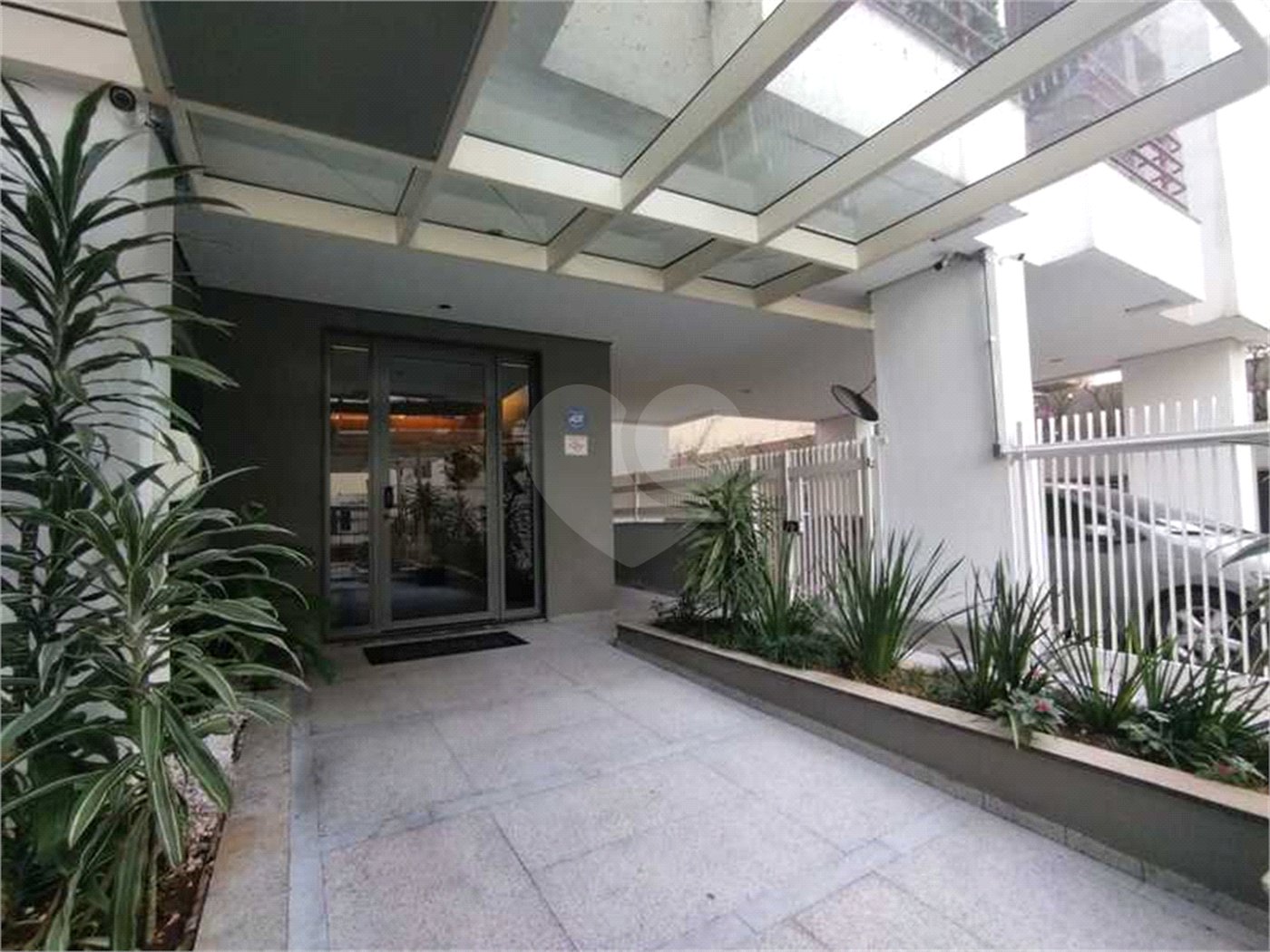 Flat à venda com 1 quarto em Moema, São Paulo, SP