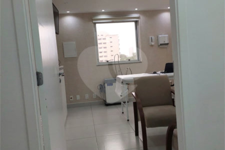 Salas comerciais ideal para clinica médica, escritório de advocacia e etc.