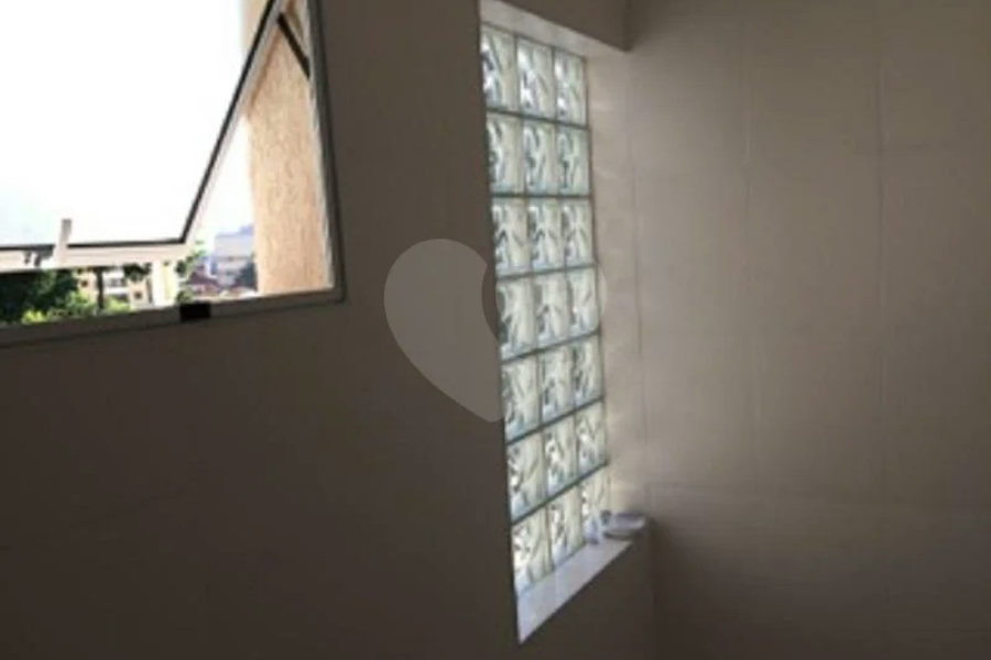 Sobrado novo nunca habitado.