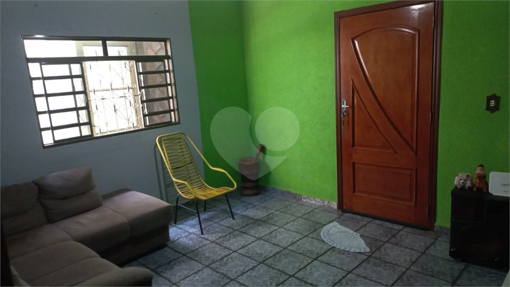 Casa à Venda no Jardim Hikare