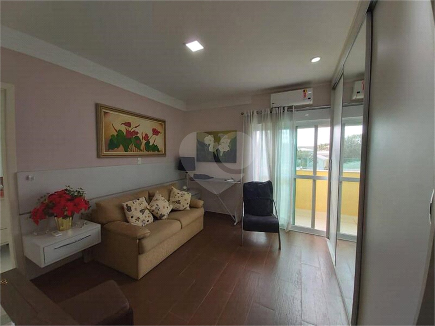 Casa à venda com 4 suítes no condomínio Aldeia da Serrinha, Sorocaba - SP