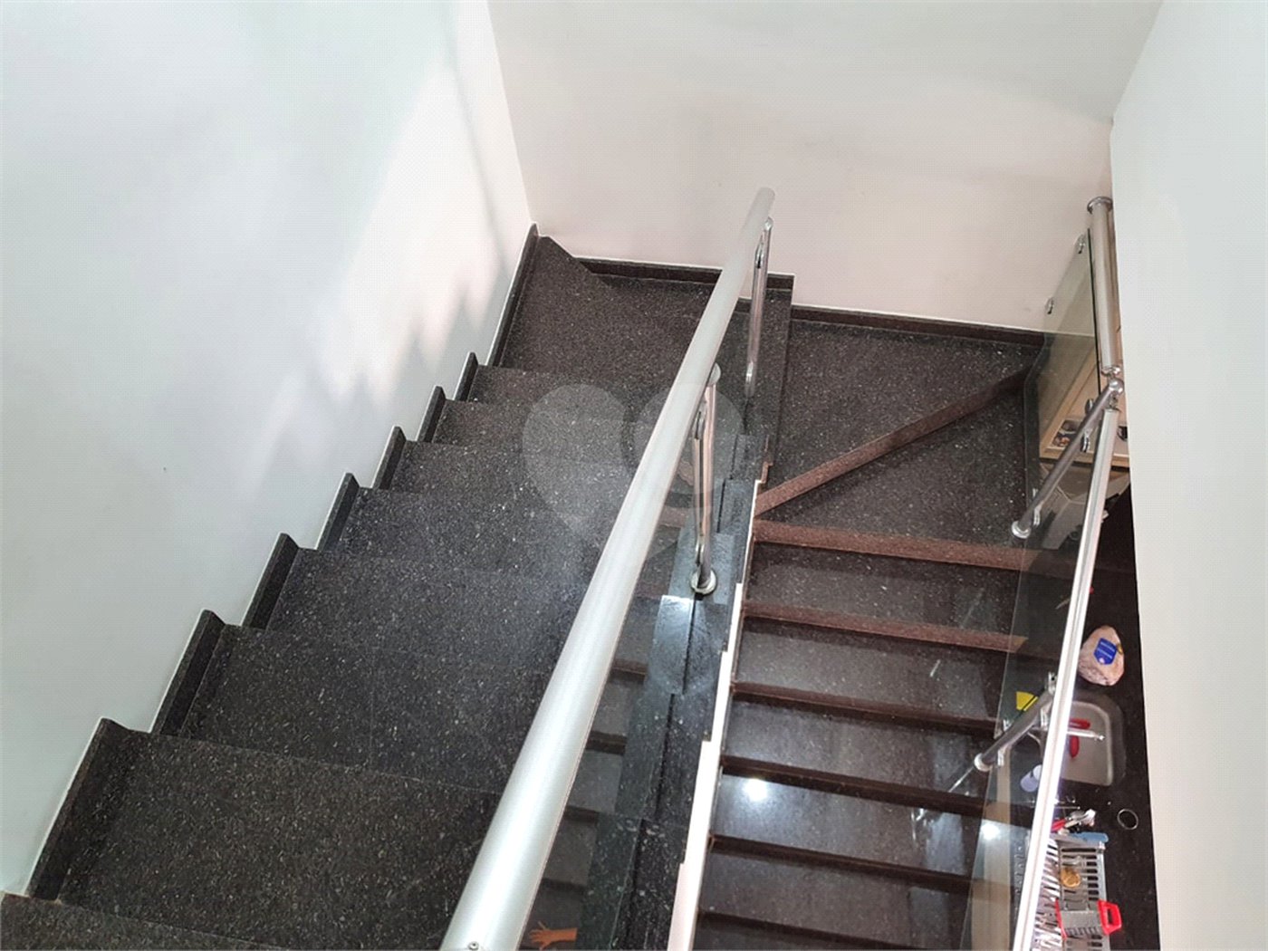 Casa à venda com 3 quartos, sendo 1 suíte, no condomínio Horto Florestal Iii, Sorocaba - SP