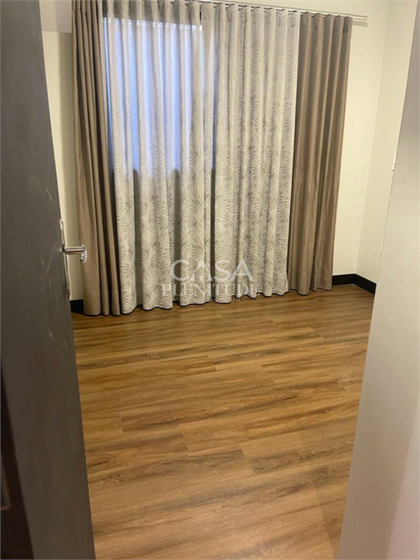 Terreno em condomínio à venda com 3 suítes em Chácaras Residenciais Santa Maria, Votorantim, SP