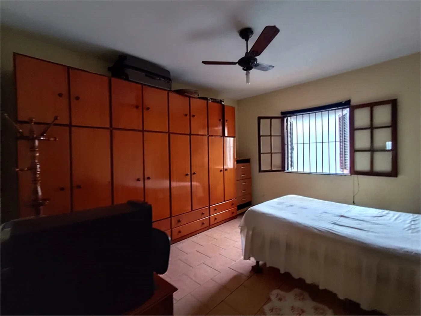 Sobrado à venda com 6 quartos, sendo 4 suítes, em Instituto de Previdência, São Paulo, SP