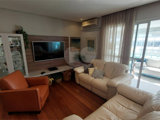 Apartamento para alugar com 3 quartos, sendo 1 suíte,  em Paraíso, São Paulo, SP
