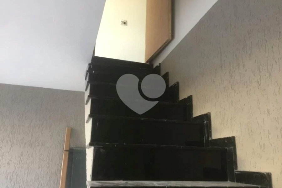 Sobrado à venda com 3 suítes em Vila Mazzei, São Paulo, SP