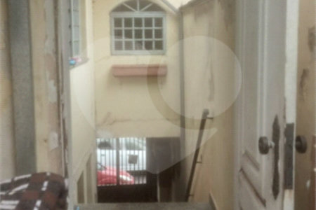 Sobrado à venda com 3 quartos, sendo 1 suíte,  em Vila Universitária, São Paulo, SP