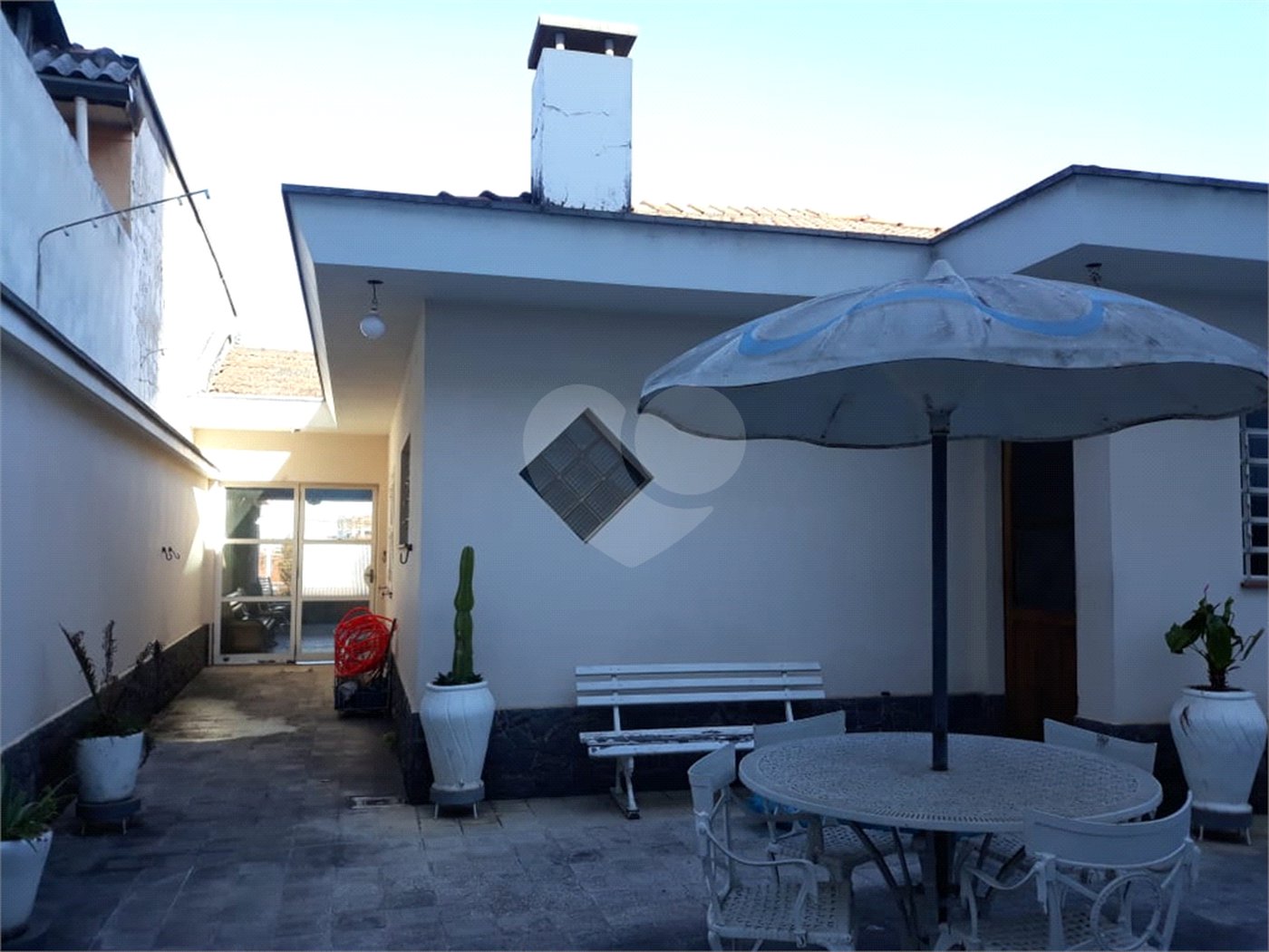 Casa à venda com 4 quartos, sendo 2 suítes, em Vila Paulicéia, São Paulo, SP