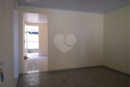Casa á venda no Jardim são Batista.