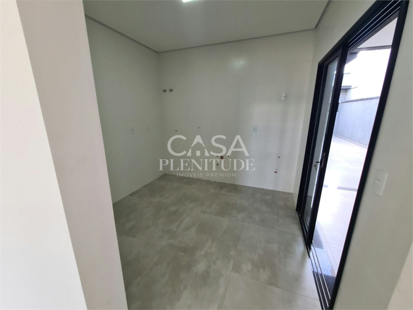 Casa em condomínio à venda com 3 suítes, em Wanel Ville, Sorocaba, SP