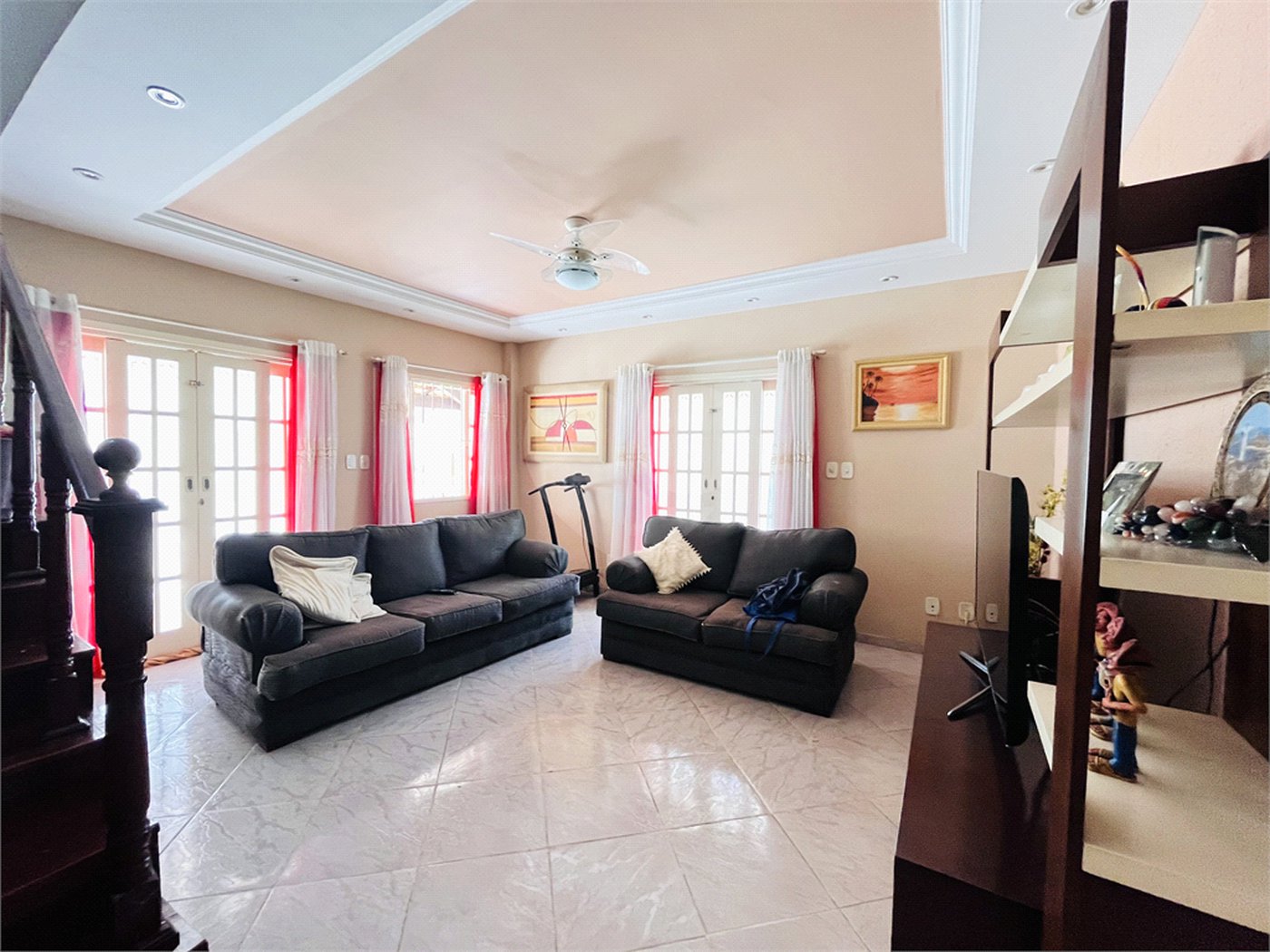 Casa à venda com 3 quartos, sendo 1 suíte, em Campo Grande, Rio de Janeiro, RJ