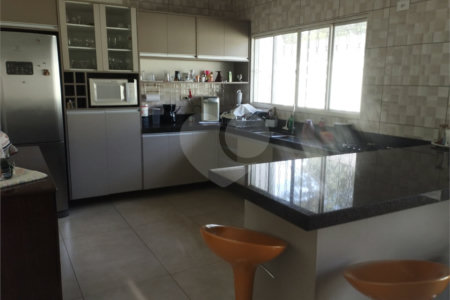 Casa à venda com 6 quartos, sendo 4 suítes, no condomínio Chácara Hipica, Ribeirão Preto - SP