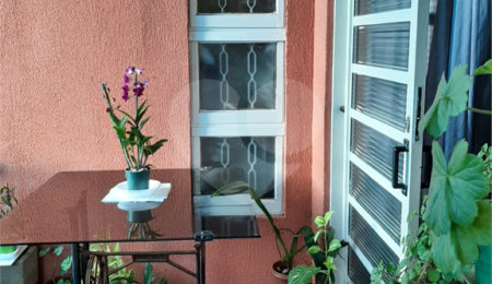 Casa à venda com 2 suítes no condomínio Portal dos Pássaros, Alambari - SP
