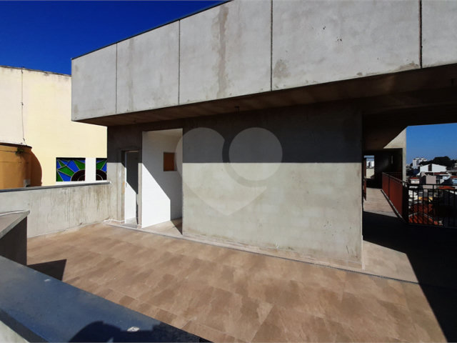Casa à venda com 2 quartos no condomínio Residencial Luta, São Paulo - SP