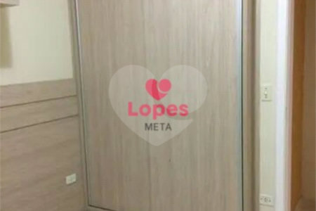 Apartamento à venda com 3 quartos, sendo 1 suíte, em Cidade Morumbi, São José dos Campos, SP