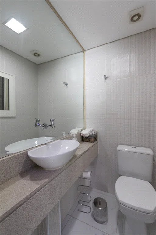 Apartamento à venda com 4 quartos, sendo 3 suítes,  em Vila Romana, São Paulo, SP