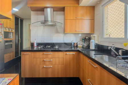 Apartamento à enda no Jd. Anália Franco