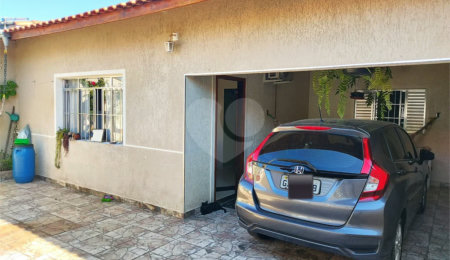 Casa à venda com 4 quartos, sendo 1 suíte,  em Jardim Amanda ii, Hortolândia, SP