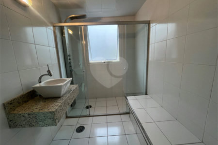 Casa à venda com 6 suítes no condomínio Chácara Francesa, São Paulo - SP