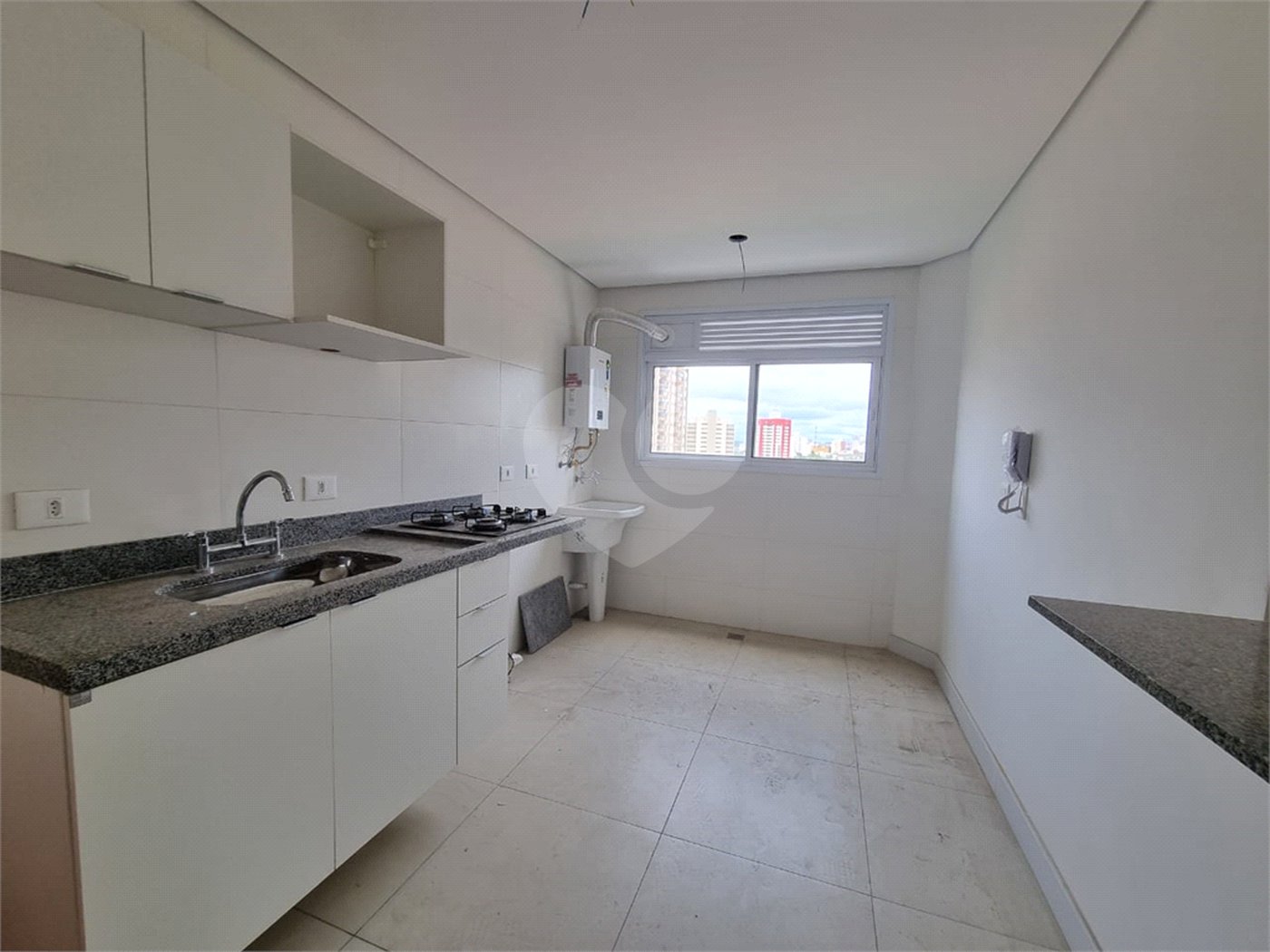 Apartamento à venda com 2 quartos, sendo 1 suíte, no Centro, Sorocaba, SP