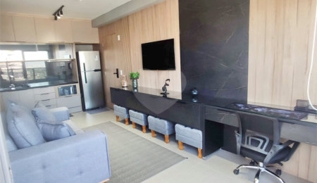 Apartamento à venda ou para alugar com 1 suíte em Pinheiros, São Paulo, SP